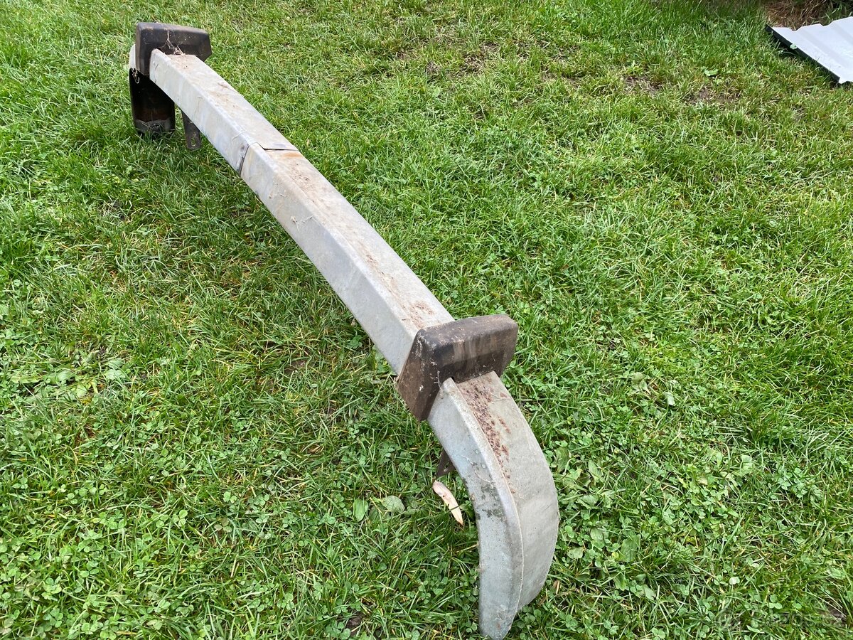 Chromovaný nárazník Škoda 110r - 3