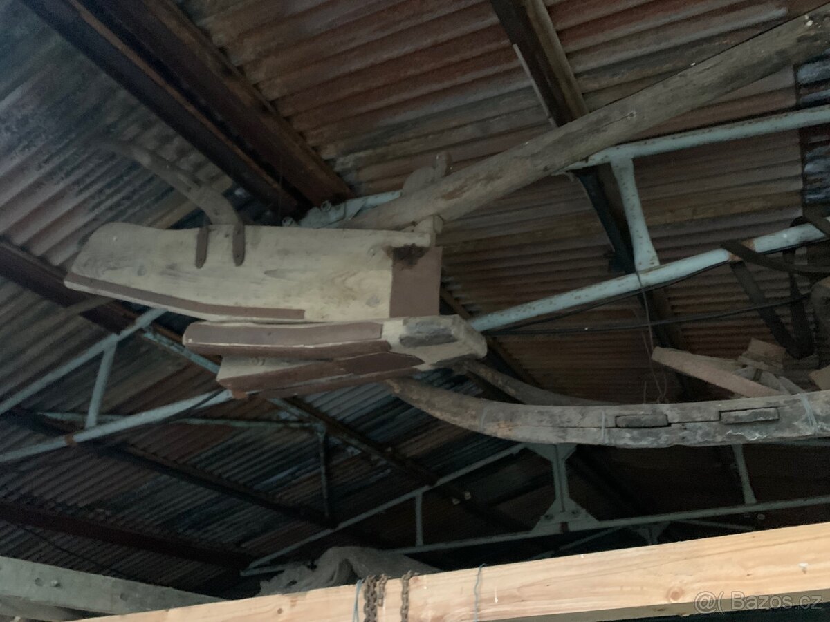 Prodám starou dřevěnou zemědělskou techniku - 3