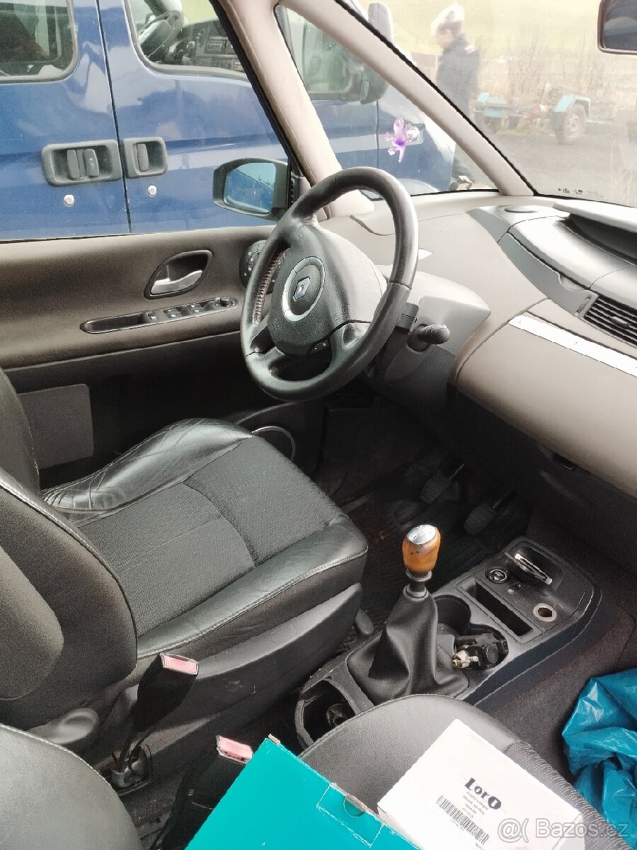 Renault Espace IV 2.2dci - 3