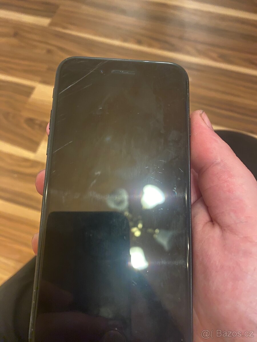 IPHONE SE 2020 64GB - 3