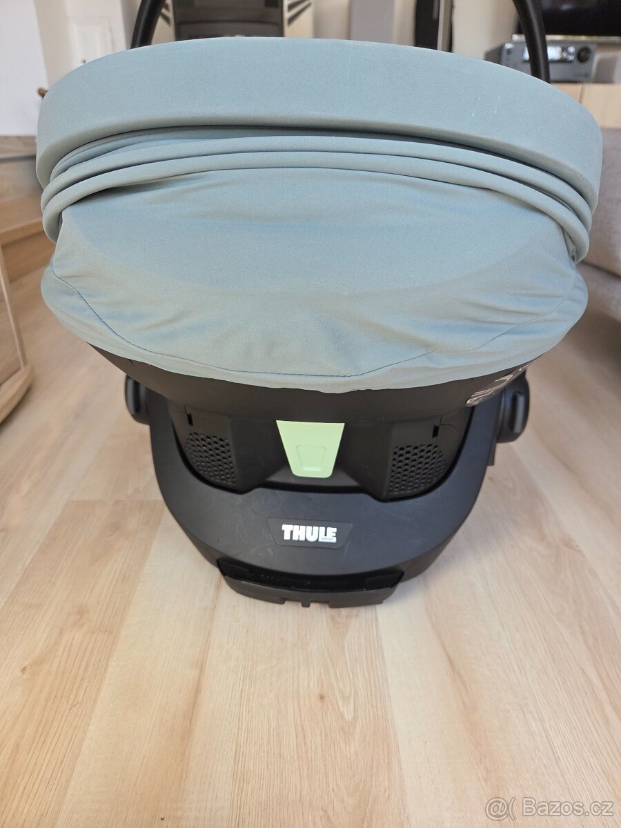 Autosedačka Thule Maple - 3
