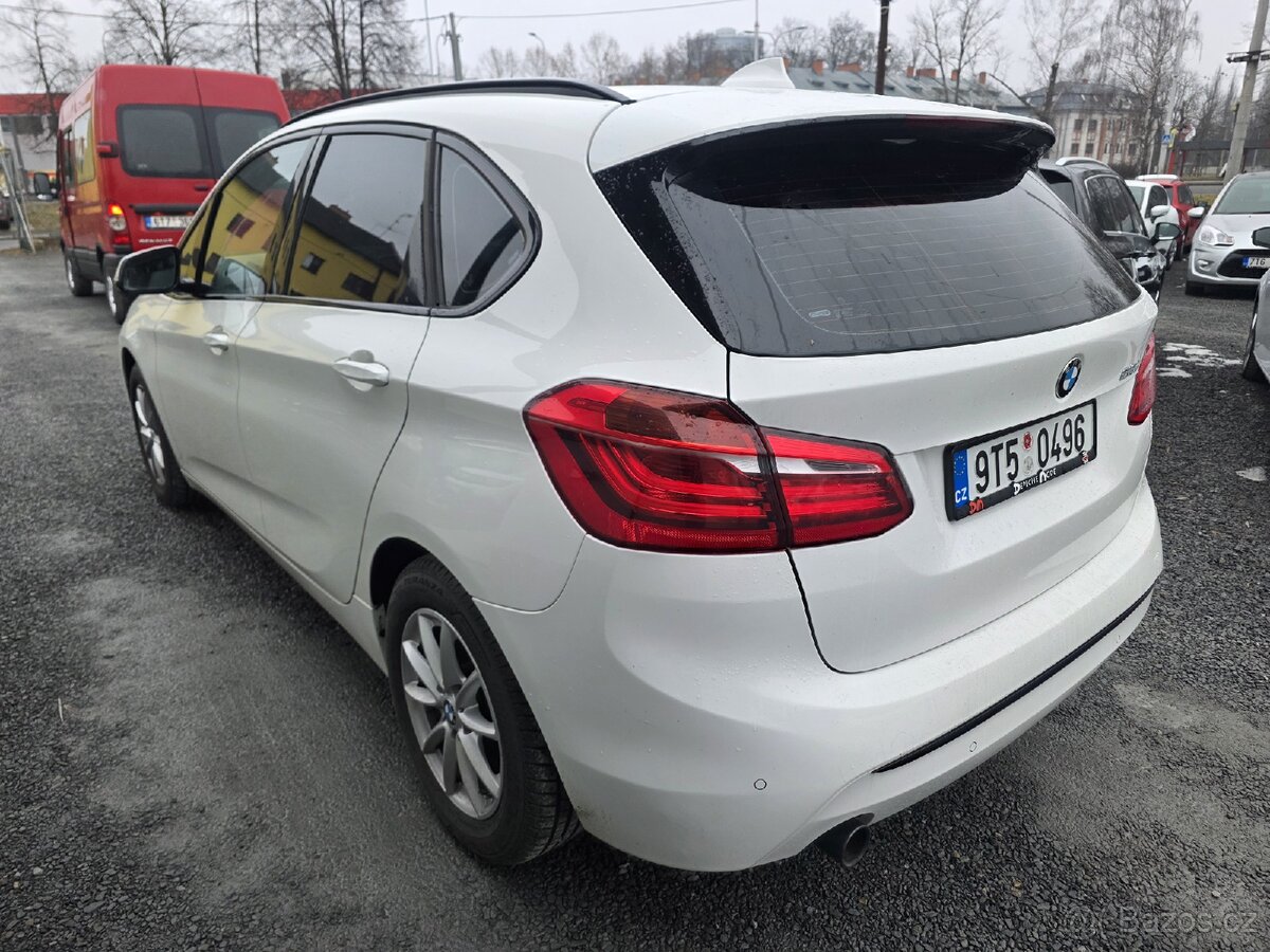 BMW Řada 2 218 D 110KW Panorama Led Navi - 3