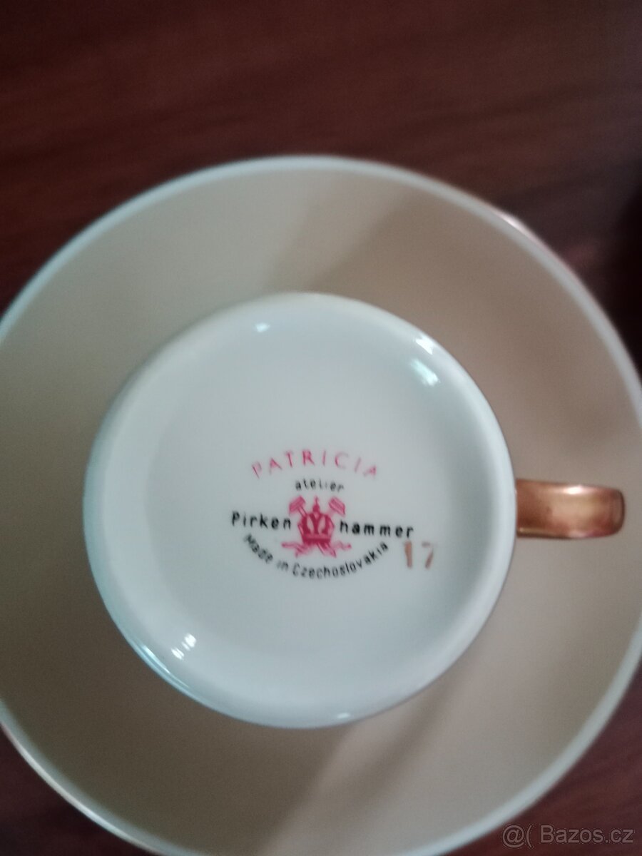 hrnečky staré 48let - 3