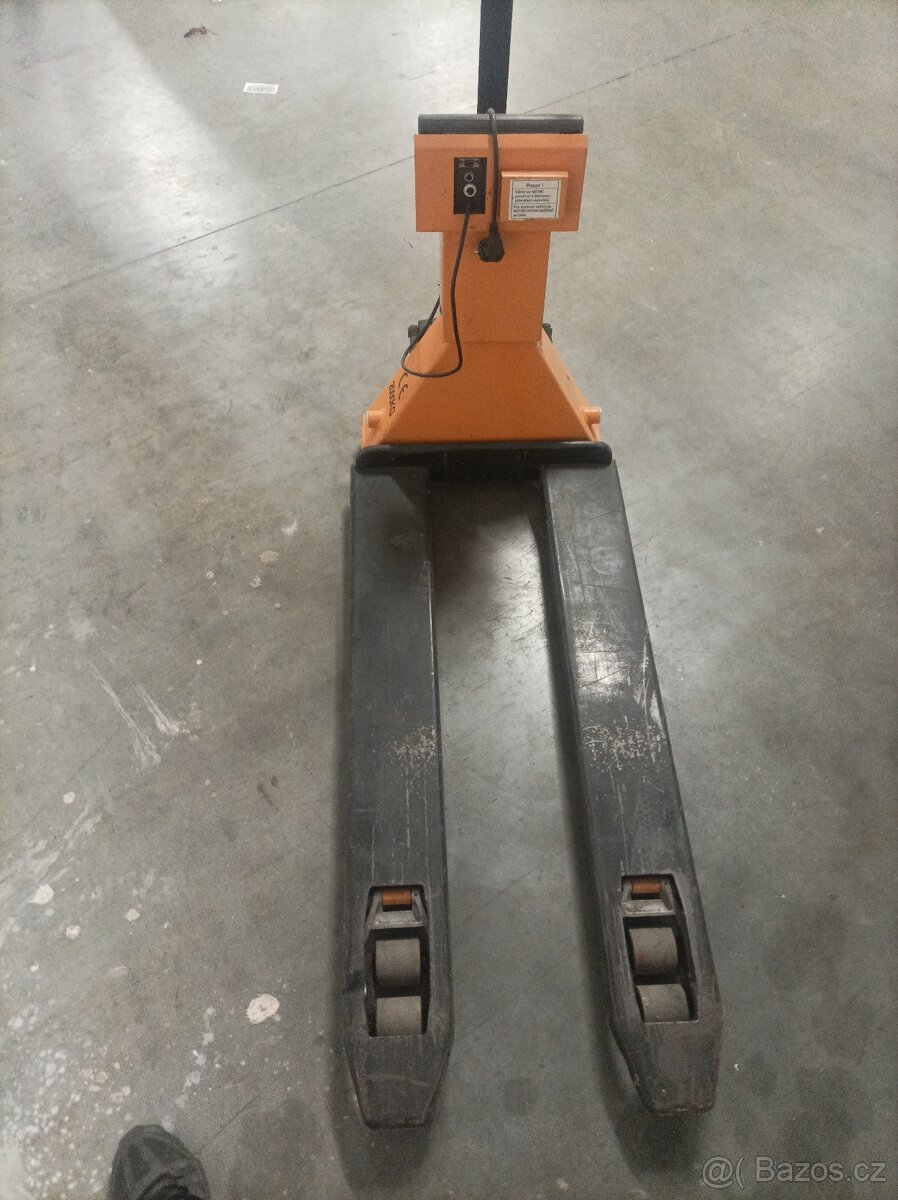 Ruční paletový vozík s váhou - 3