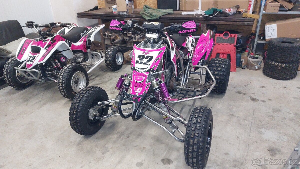 Juniorská závodní čtyřkolka