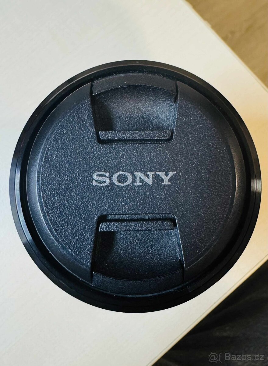 Sony FE 28-70 mm f/3,5-5,6 OSS - 3