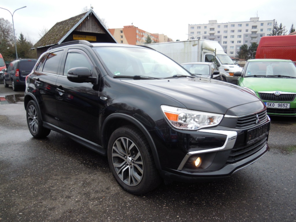 Mitsubishi ASX 2.2Di-D 4x4 autom.110kw(150hp) r.v.4/2017 - 3