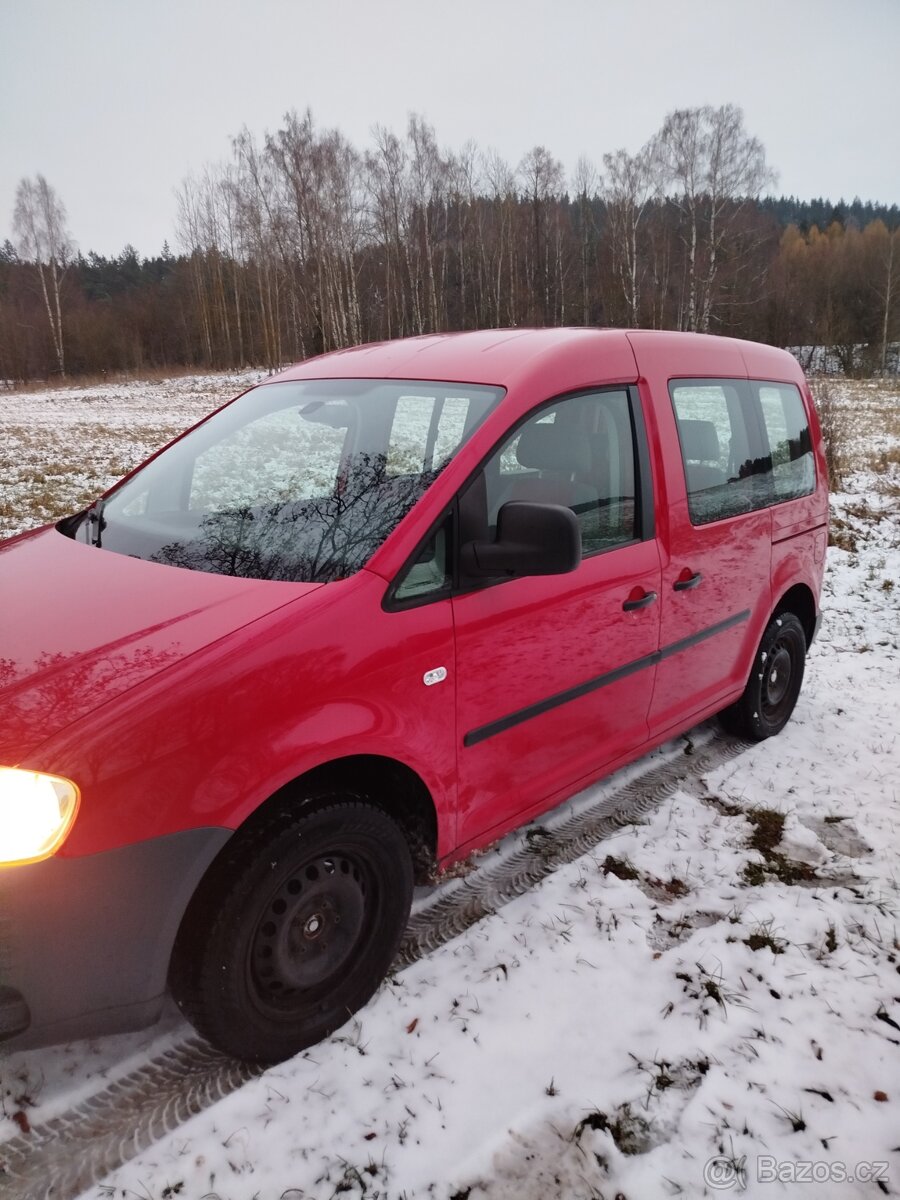 Prodáme Volkswagen Caddy - 3