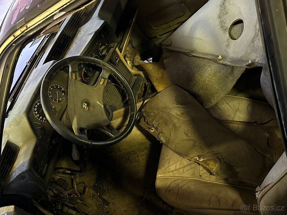 Dily BMW 633 csi E24 dily s celeho vozu - 3