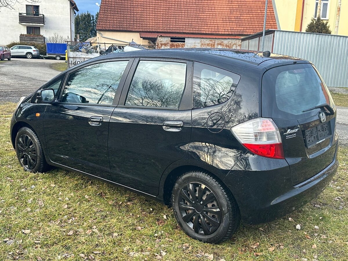 Honda jazz 102000 KM. 2010 Rok - 3