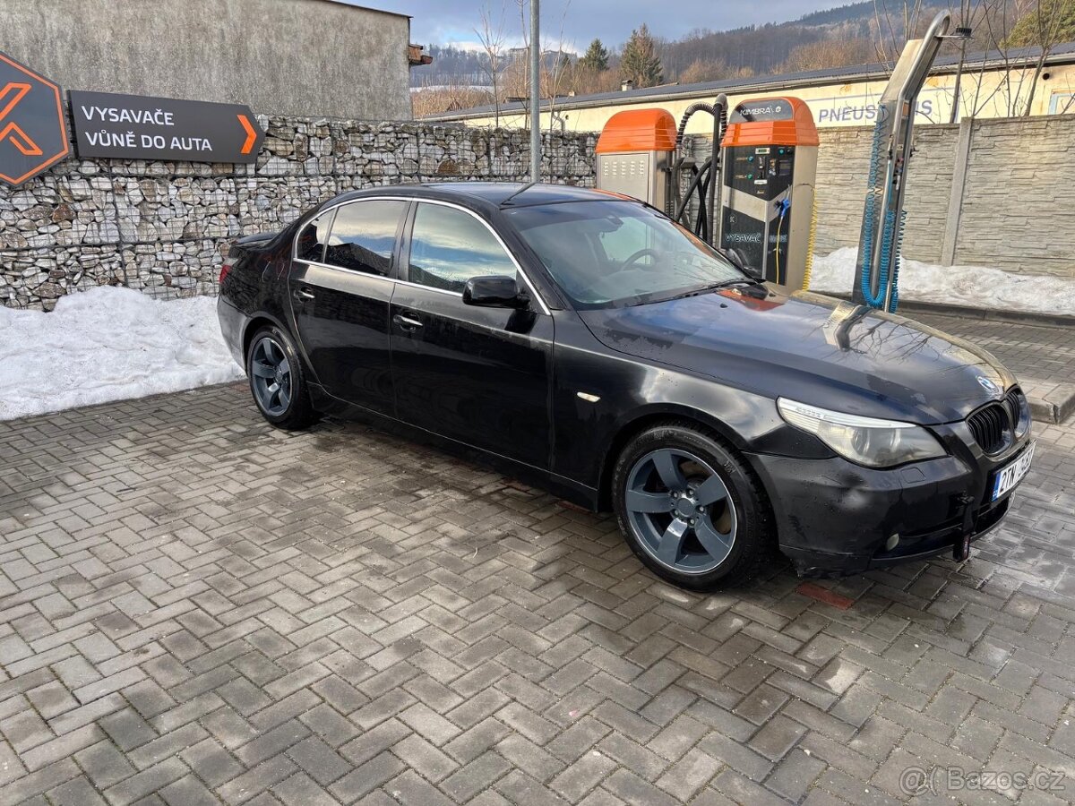 Prodám BMW e60 520i - 3