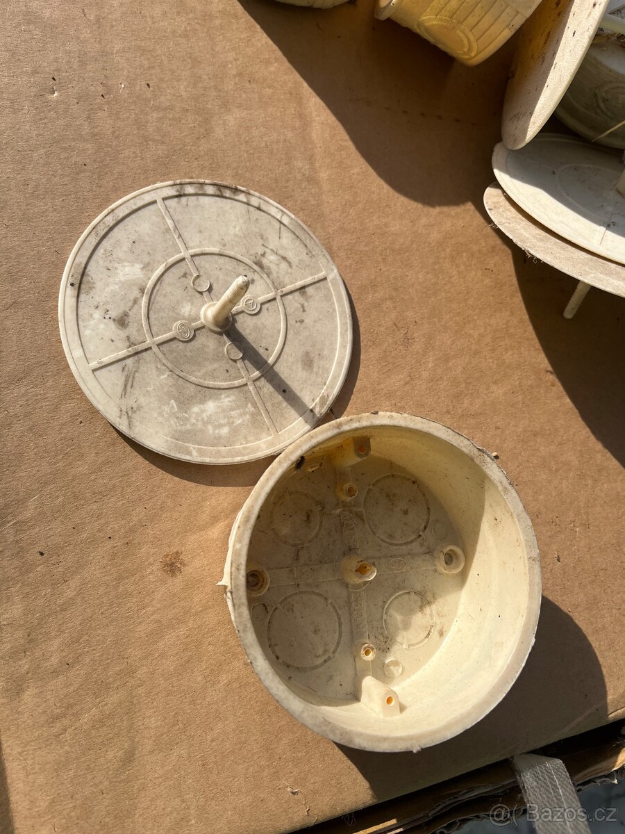 Krabičky na elektriku - 3