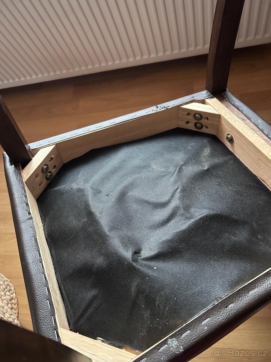 Jídelní sestava 4 židle - 3