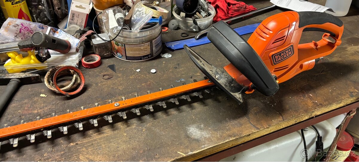 Nůžky na živý plot - 3