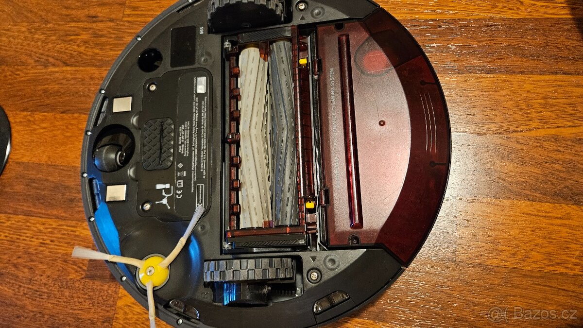 Robotický vysavač iRobot Roomba 965 - 3