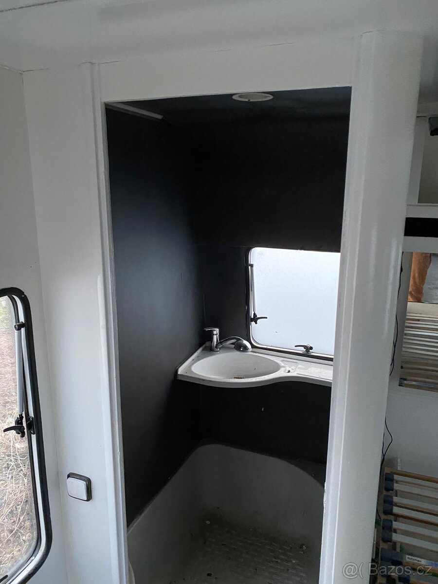 Karavan na trvalé stání - 3