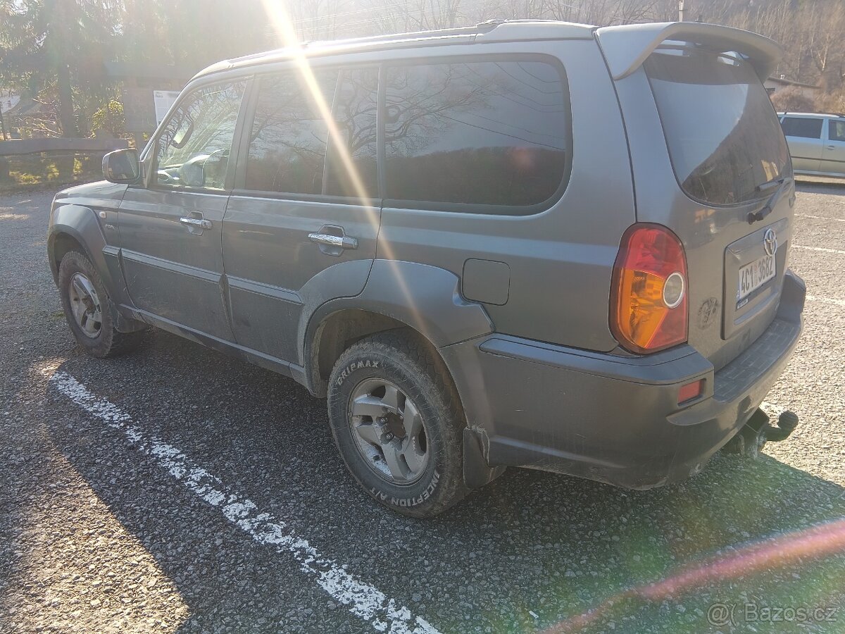 Hyundai Terracan - 3