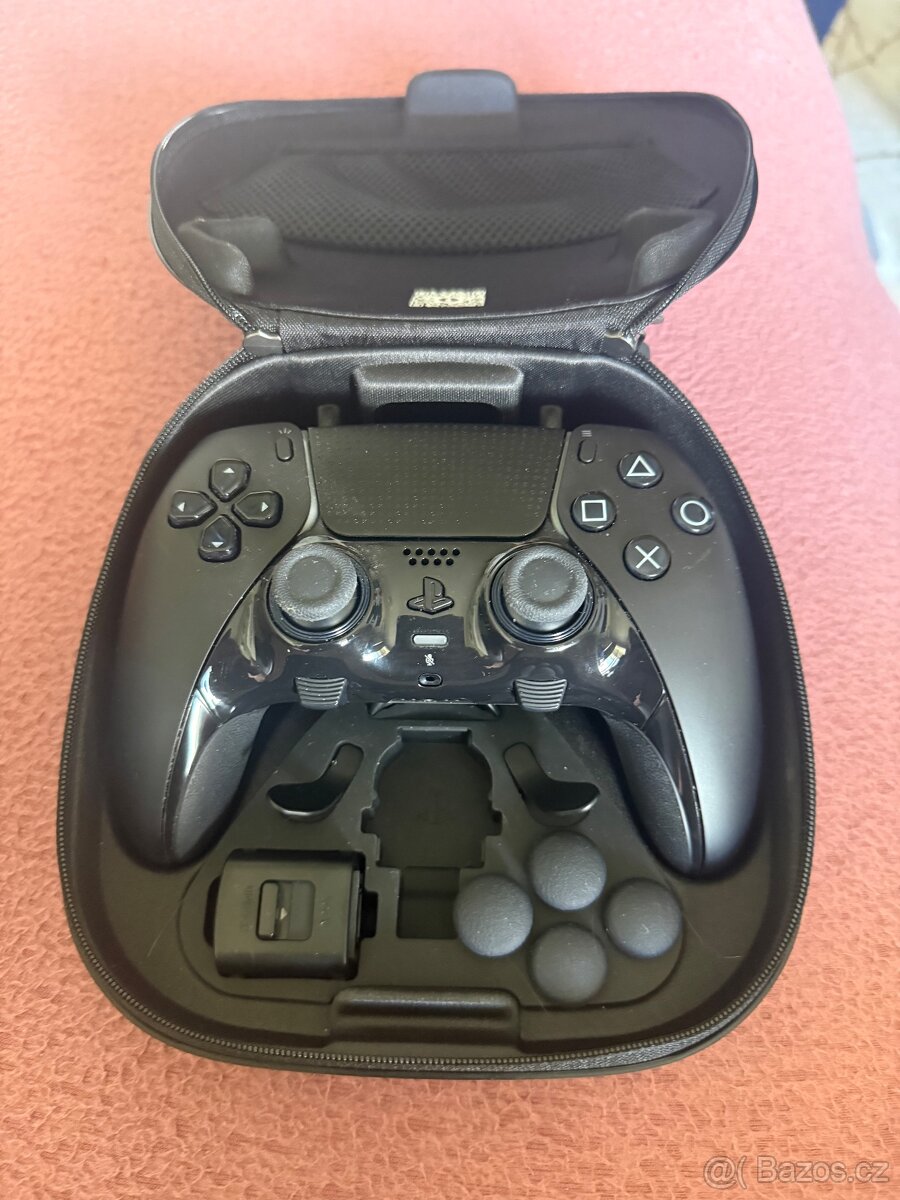 Černý ps5 ovladač Edge - 3