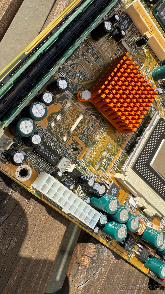 RETRO deska PCChips/Hsin Tech M754LR+ + Celeron 333, 64MB - 3