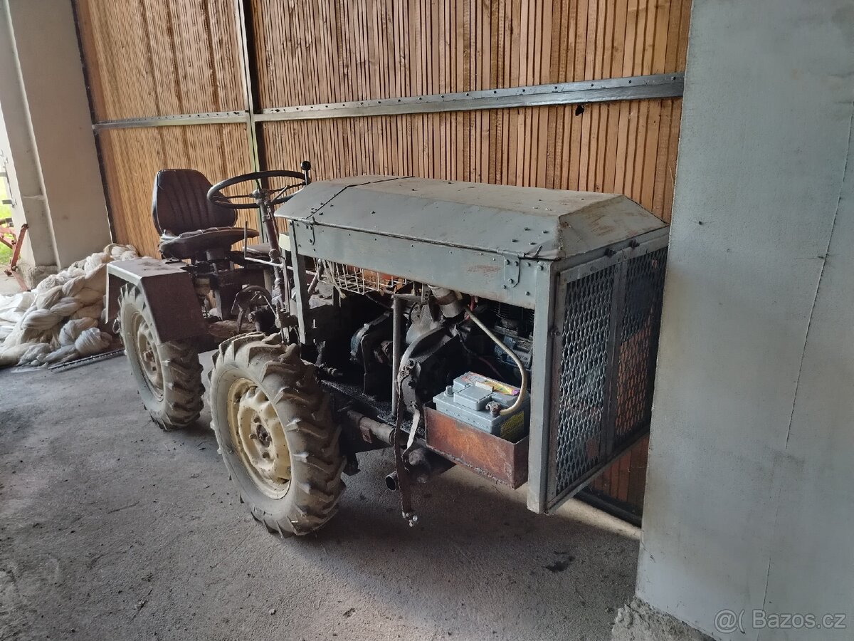 malotraktor - 3