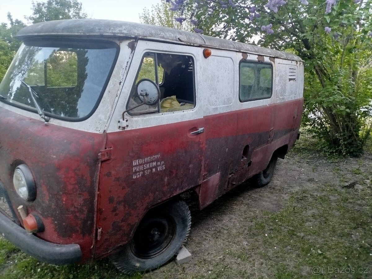 Uaz 452 - 3