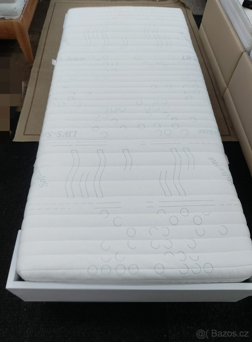 Bílá postel 90 x 200 x 45cm - 3