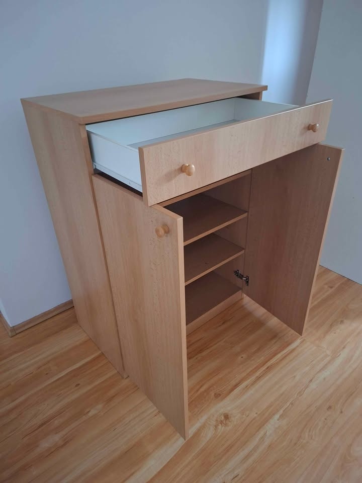 Prodej starší komody - 3