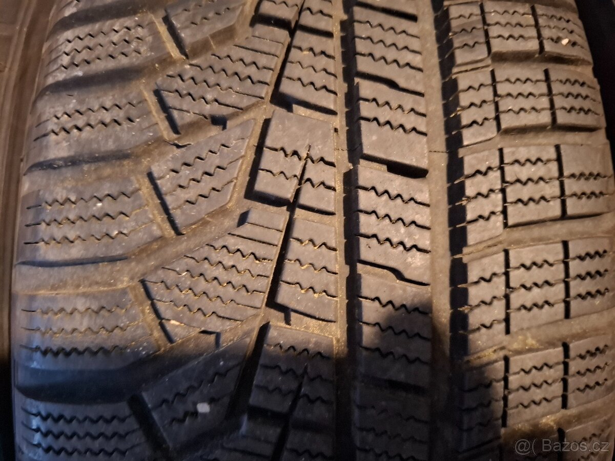 215/55/17 Hankook Zimní 7 mm - 3