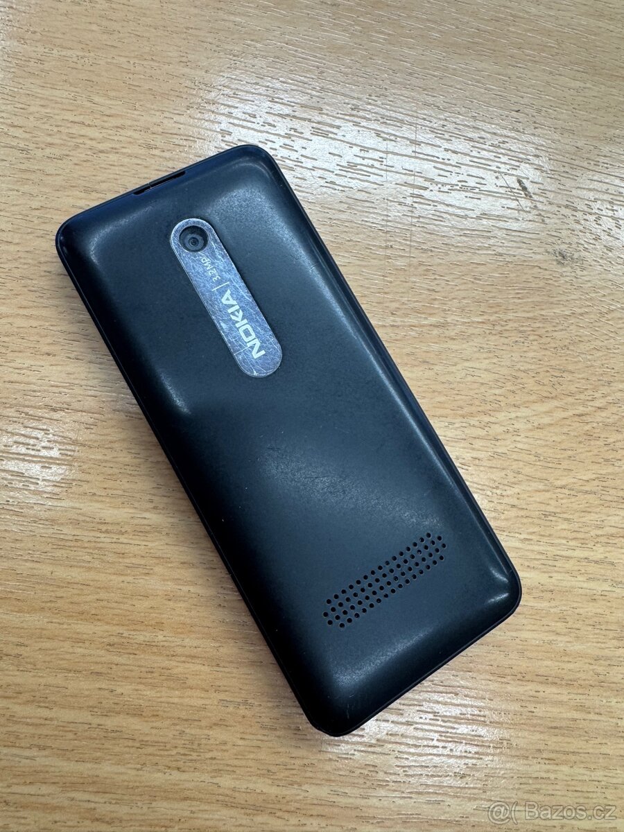 Klasický telefon Nokia 301 + nabíječka - 3