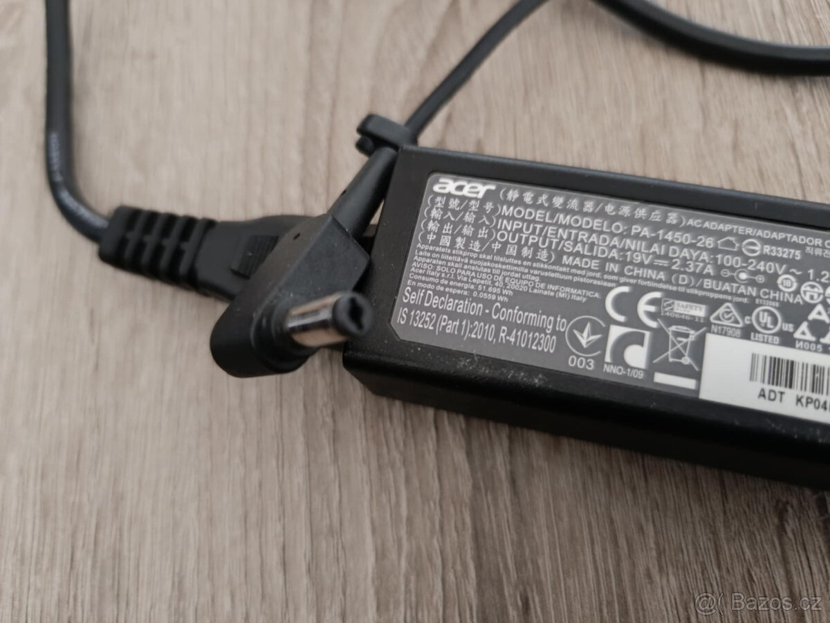 Originální nabíječka ACER 19V / 2.37A (45W) - 3
