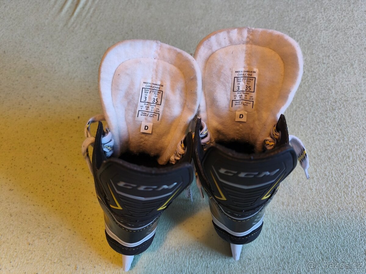 Brusle CCM Tacks 9060 Junior velikost 3 /35 - 3