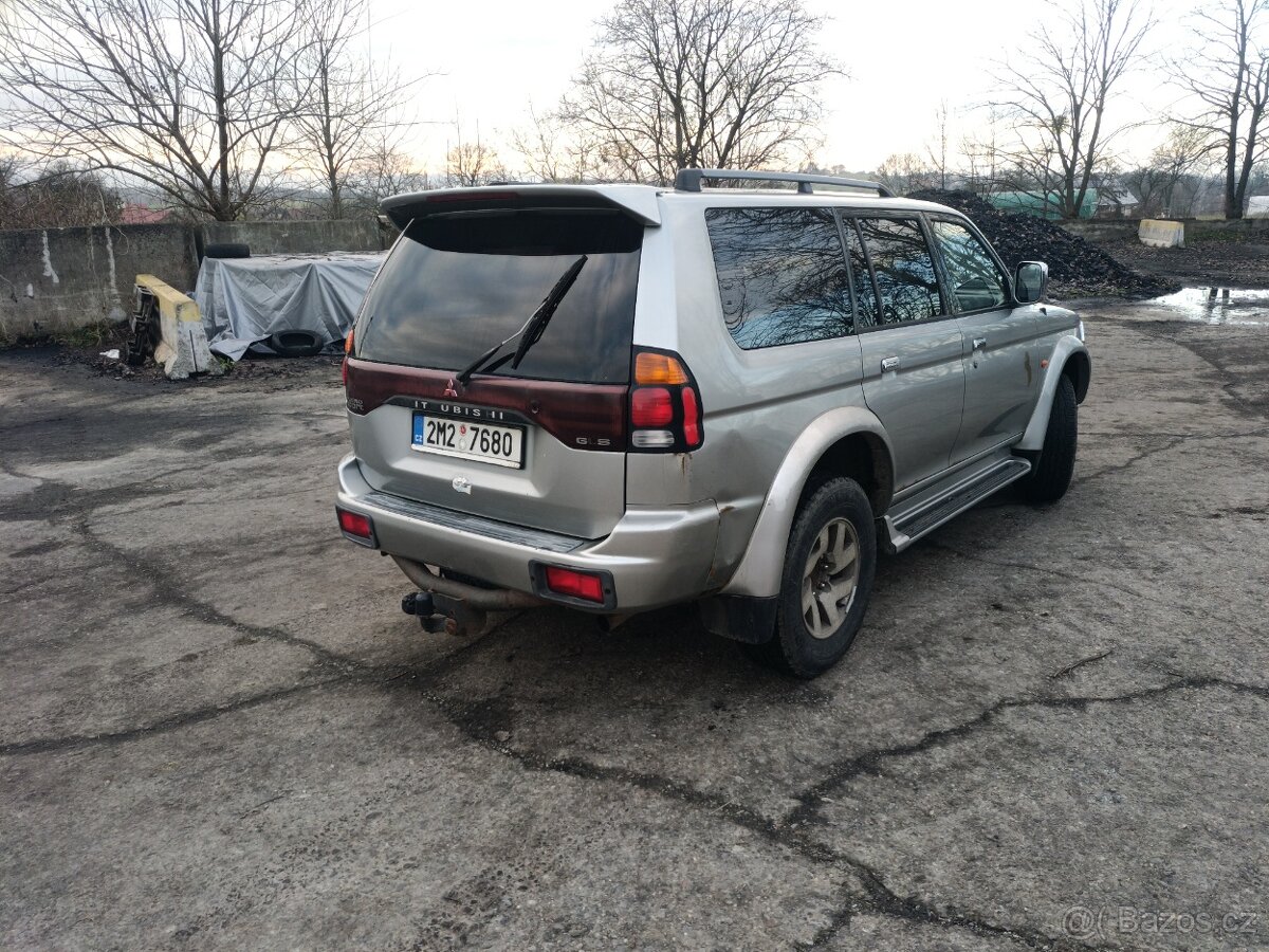 Mitsubishi Pajero Sport - 3