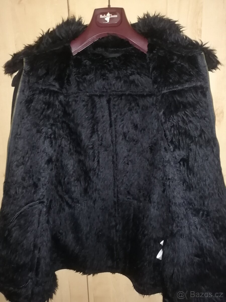 + + ELEGANTNÍ ZIMNÍ KABÁTEK + + KABÁT vel. M - 3