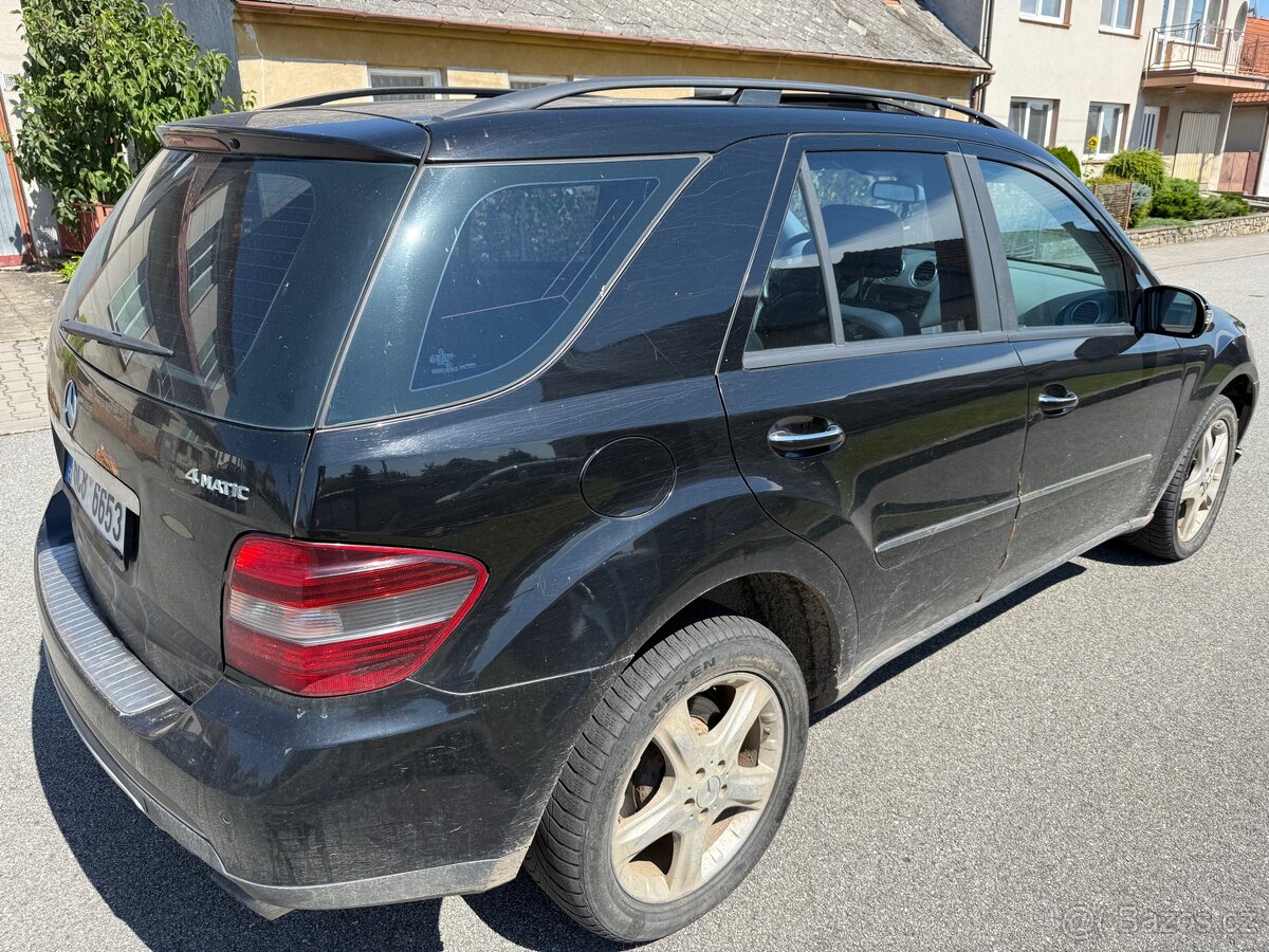 Nahradni dily ML 320 w164 165kw cerna 197 4x4 - 3