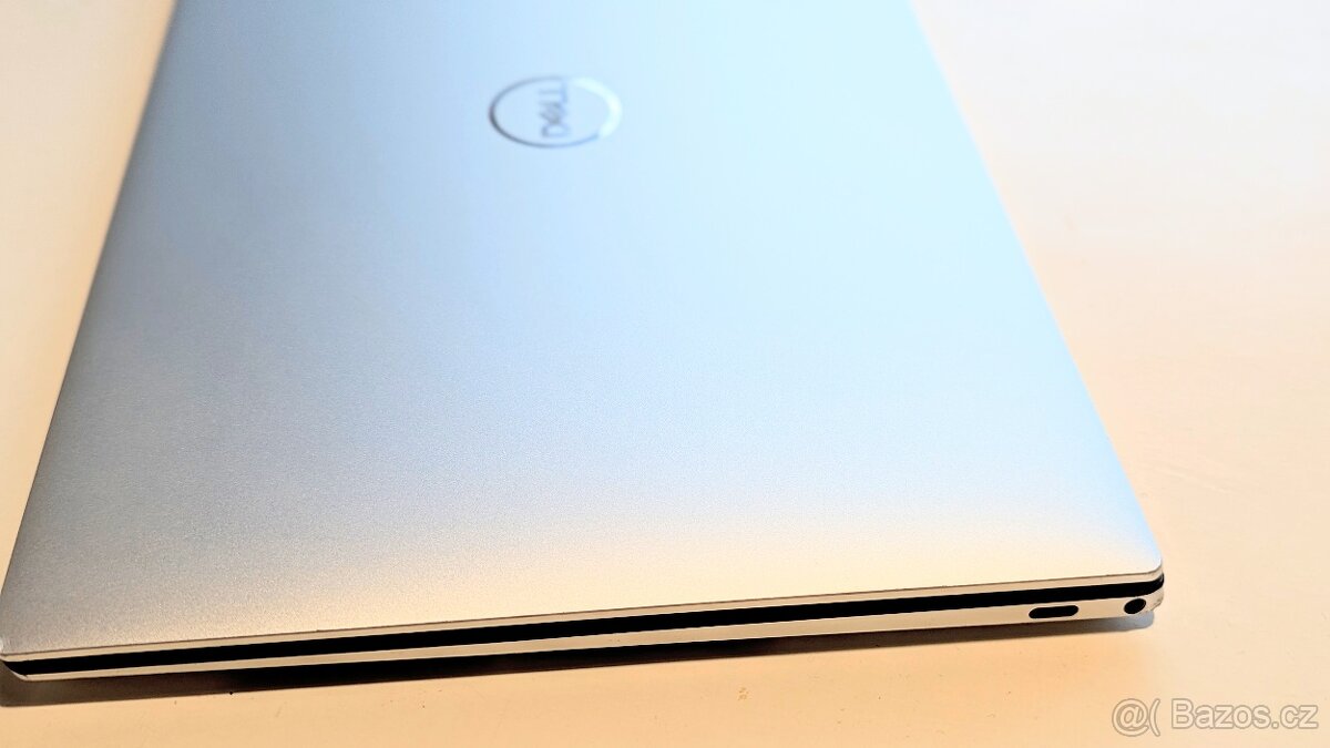 Dell XPS 13 9300/i7/13.4"/16 RAM/1TB SSD/WS pro - 3