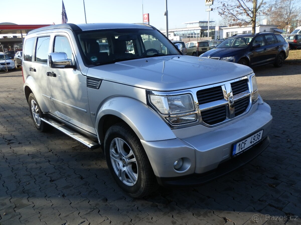 Dodge Nitro 2.8 CRD SXT 4x4 - 3