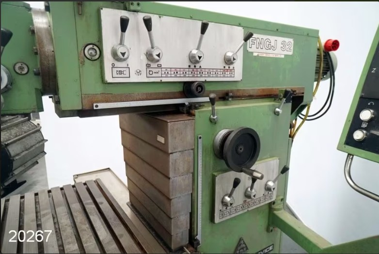 Frézky - nástrojářské FNGJ 32 - 3