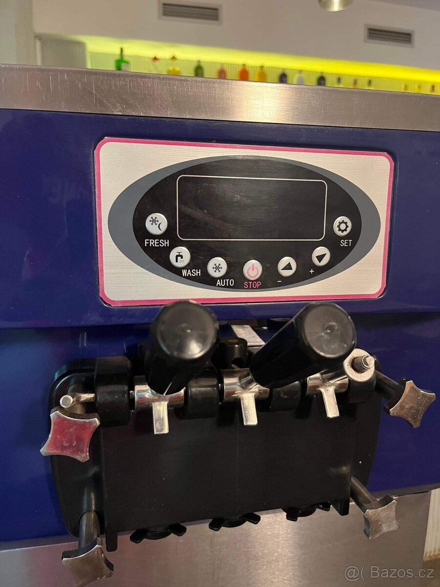 Stroj na zmrzlinu - 3