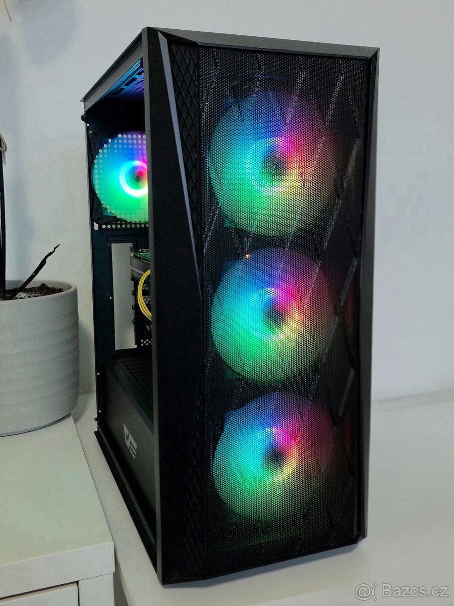 Herní PC, Ryzen 3 2200G, RX 480, 16GB RAM, SSD, WIN11 - 3