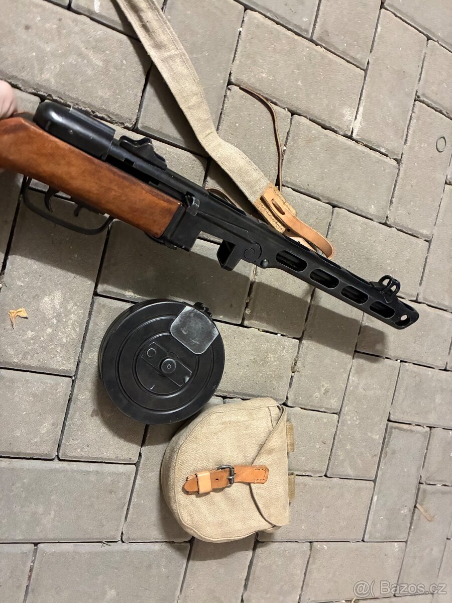 Replika / maketa - Denix Pppš 41 Špagin - 3