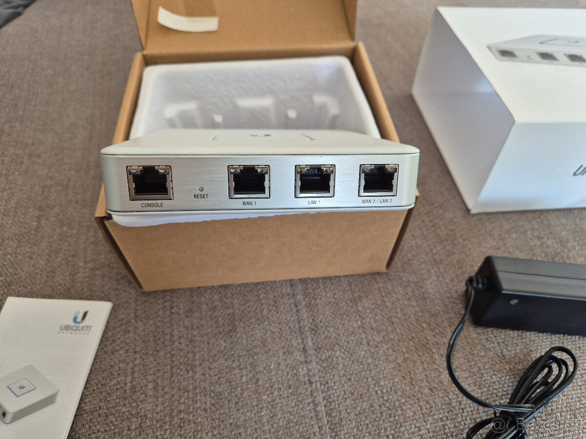 Ubiquiti UniFi Security Gateway - 3