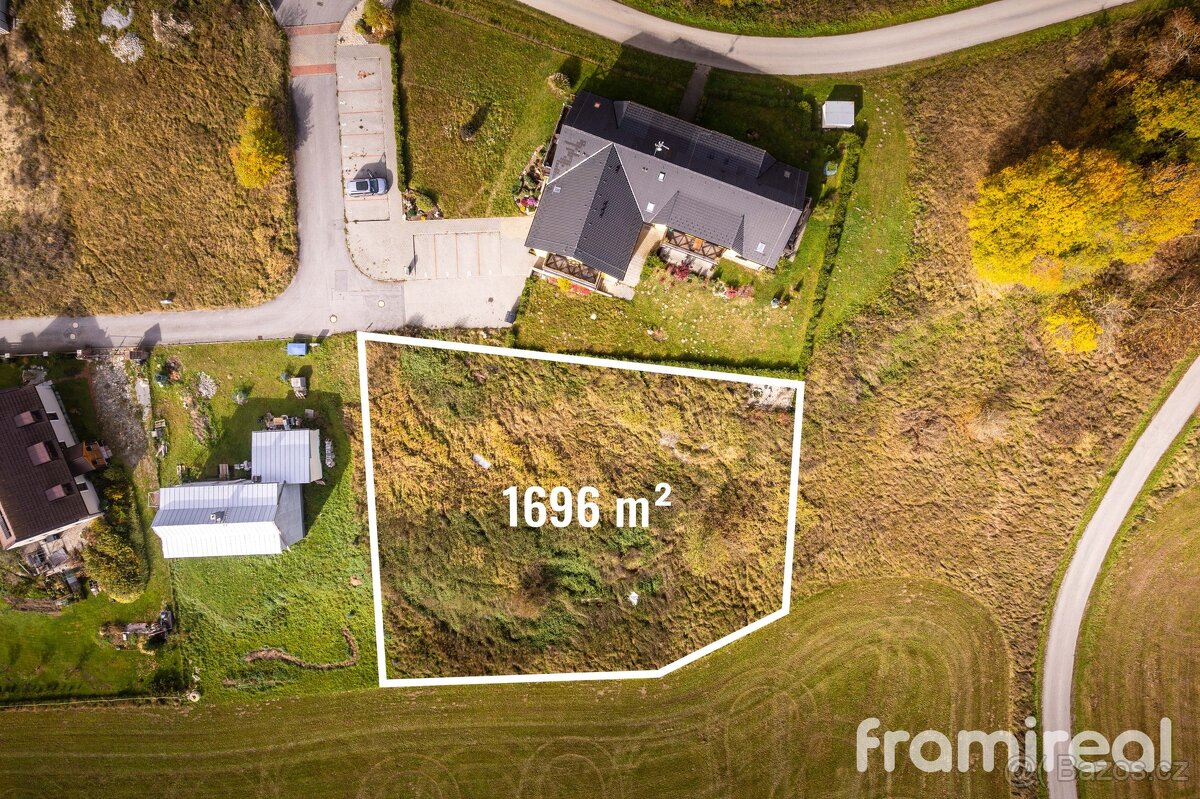 Prodej pozemku se stavebním povolením, 1 696 m² - Frymburk - - 3