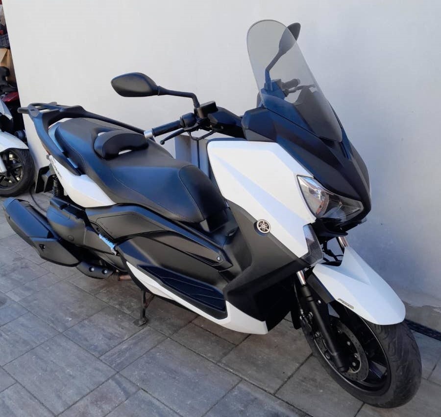 Yamaha Xmax 400, 2015, 23t.km, pěkná - 3