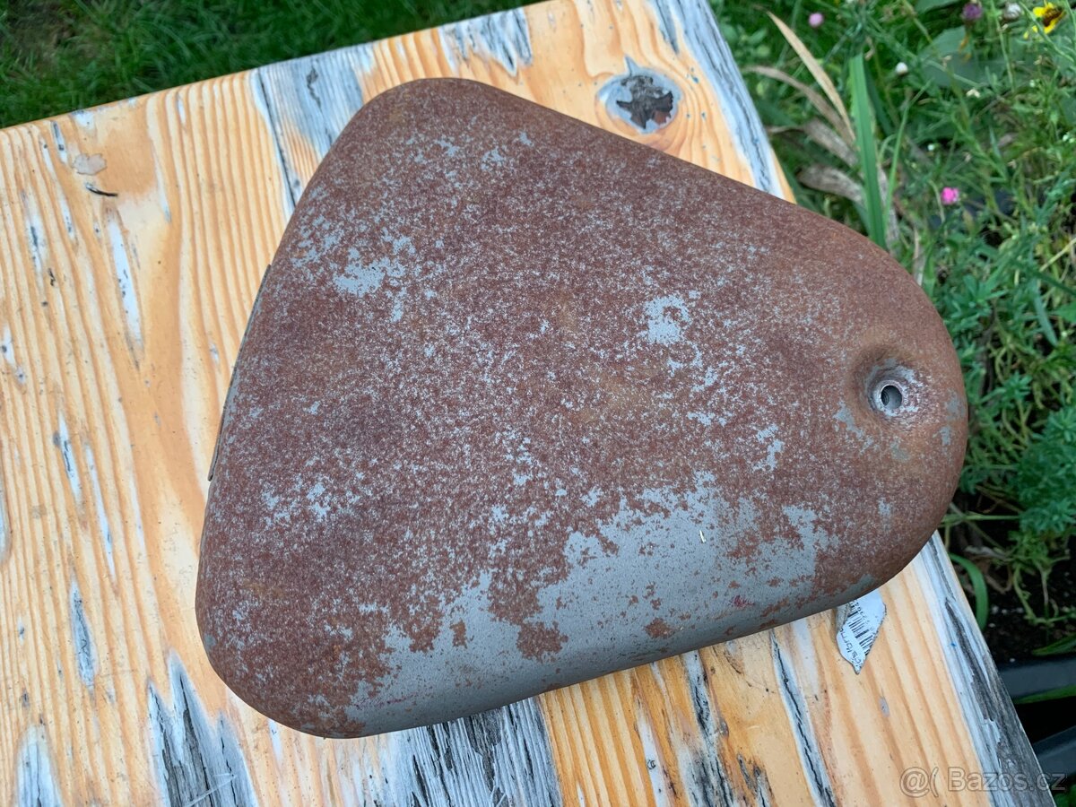 ČZ 125 schránka - 3