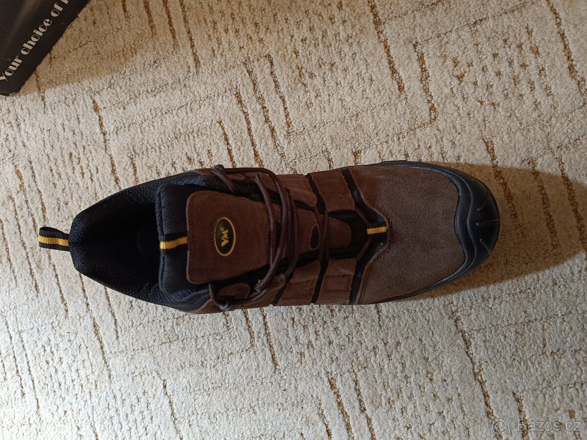 Volnočasová a pracovní obuv VM - 3