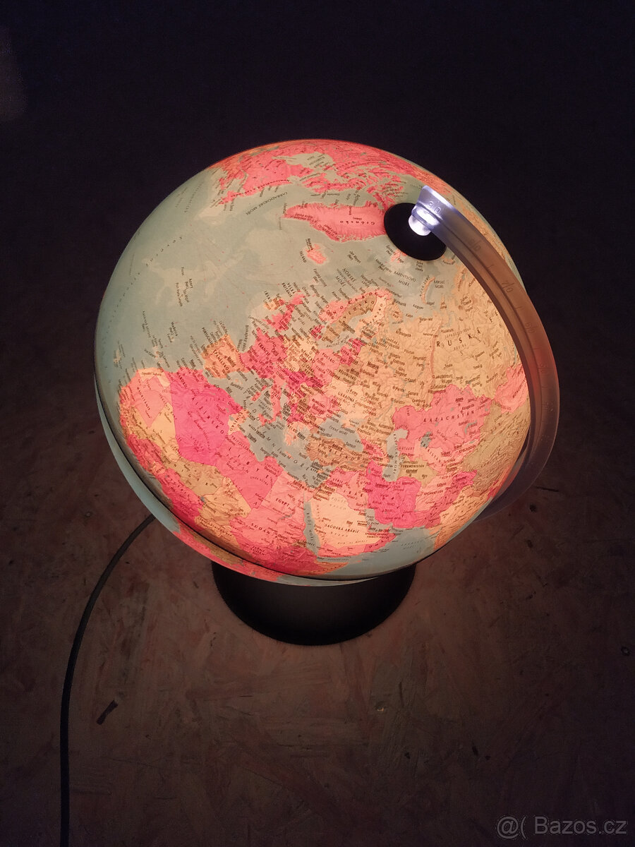 Svítící glóbus - 3