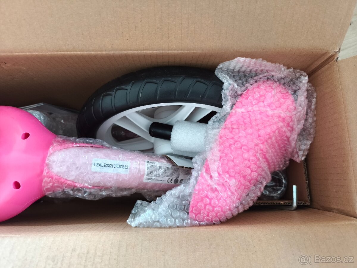 Odrážedlo Lionelo Alex Bubblegum - 3