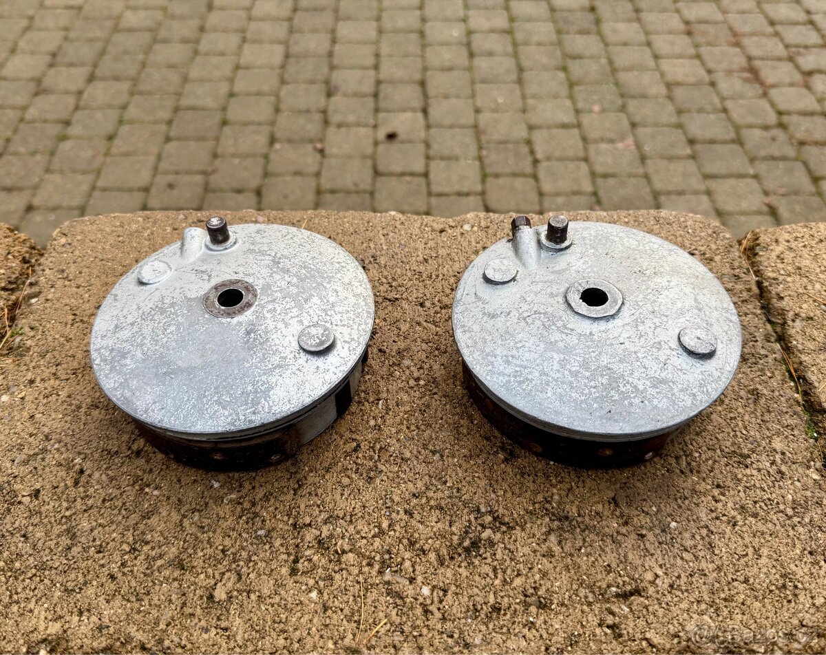 Jawa 50 pionyr fichtl - brzdové štíty - 3