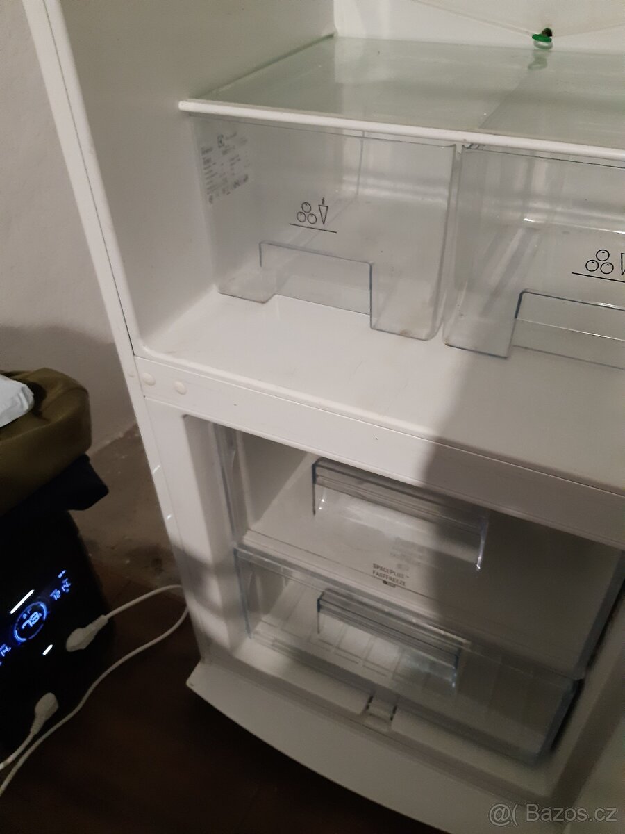 Prodej lednice Electrolux - 3