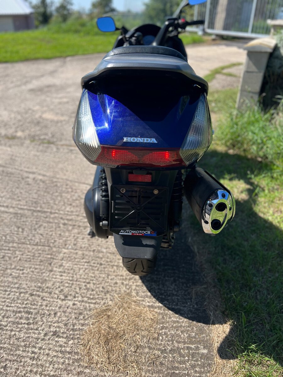 HONDA SILVER WING FJS 400 - 3